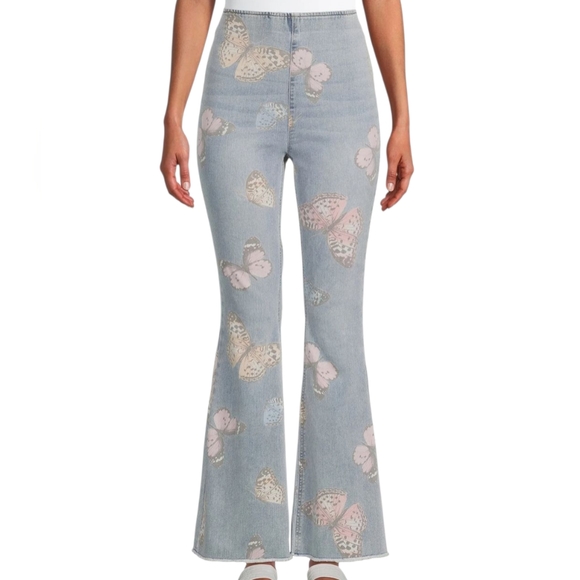 No Boundaries Denim - NOBO pull-on butterfly print flare leg jeans - XL (15/17)       G48
